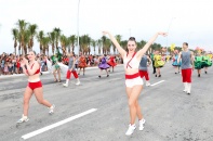 Vũ điệu đường phố nóng bỏng khuấy động Carnaval Hạ Long 2019