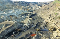 Quảng Ninh đã có lộ trình dừng khai thác than lộ thiên tại Hạ Long và di dời 2 nhà máy xi măng tại Hoành Bồ