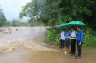 “Cầu nối yêu thương” số 100 của Nhựa Tiền Phong vượt lũ đến với người dân Tuyên Quang