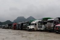 Việt Nam và Trung Quốc cần thống nhất mở thêm một số luồng thông quan, giảm ùn tắc ở các cửa khẩu 