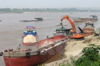 Chuyển sang hình thức đấu giá đối với 3 dự án khai thác cát sông Hồng