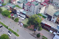Kiểm tra phản ánh bãi đỗ xe mương thoát nước Nghĩa Đô "hóa thân" thành nhà hàng