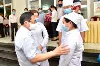 Thủ tướng tiếp xúc cử tri: "Nói đi đôi với làm, không phô trương, hình thức"