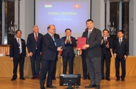 Chủ tịch Quốc hội Vương Đình Huệ dự Diễn đàn hợp tác giáo dục Việt Nam-Hungary