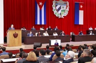 Chủ tịch Quốc hội Vương Đình Huệ phát biểu tại phiên họp đặc biệt của Quốc hội Cuba   