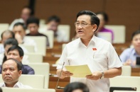 Tình thế nước sôi lửa bỏng, thay cán bộ sợ trách nhiệm như thay cầu thủ bóng đá