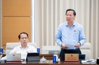 Mục tiêu tăng trưởng đang chịu nhiều sức ép Mục tiêu tăng trưởng đang chịu nhiều sức ép