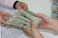 Từ 18/12: Lãi suất tiền gửi bằng USD chính thức về 0%