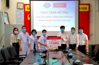 Agribank hỗ trợ bệnh viện tuyến đầu phòng chống COVID-19