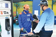 Xăng tăng thần tốc: Đề nghị tăng hạn mức tín dụng, cung ứng đủ vốn doanh nghiệp nhập khẩu 