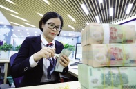 Lãi suất tiếp tục nóng, bổ sung thêm quy định ngăn sở hữu chéo