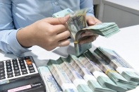 Quay cuồng tỷ giá, lãi suất; nóng kênh đầu tư cuối năm