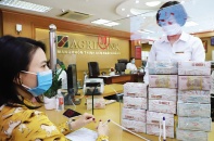 Ngân hàng tích cực giảm lãi suất dễ có cơ hội "thưởng" room tín dụng