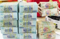 Lãi suất liên ngân hàng bất ngờ vọt tăng sau khi hạ về mức thấp lịch sử