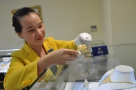 Chú trọng vàng nữ trang, PNJ vẫn hưởng lợi nhờ doanh thu vàng miếng tăng mạnh