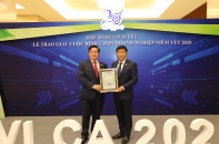HDBank giành "cú đúp" doanh nghiệp niêm yết xuất sắc 