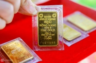 Vàng giảm phiên đầu tuần chờ thông tin từ Fed