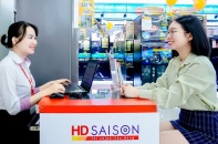 Công nhân, người lao động đón Tết vui vì đã có HD Saison