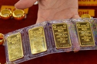 Vàng SJC vẫn cao hơn quốc tế trên 15 triệu đồng/lượng