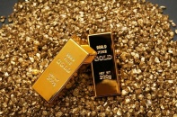 Vàng trên đà đi lên, giá SJC cao hơn thế giới gần 15 triệu đồng/lượng