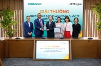 ABBANK giữ vững uy tín thanh toán quốc tế với giải thưởng từ J.P. MORGAN 