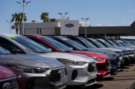 Ford tạm ngừng xuất khẩu xe sang Trung Quốc 