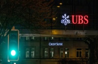 Cổ phiếu Credit Suisse giảm thêm 63%, UBS giảm 14% sau M&A