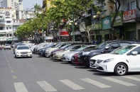 TP.HCM: Tăng gần gấp đôi phí đăng ký ô tô mới dưới 9 chỗ