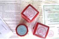 Tranh cãi việc trao toàn quyền sử dụng con dấu cho doanh nghiệp