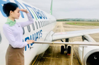 AEON niêm yết ở Việt Nam; Vietnam Airlines thử sức với thương mại điện tử; Vietcombank đấu giá quyền tài sản