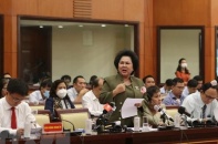 Doanh nghiệp TP.HCM "than" bị làm khó; Petrolimex lo đứt gãy nguồn cung; Thaiholdings rót 600 tỷ đồng nuôi lợn