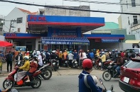 Vietravel có lãi; KIDO chia cổ tức 50%; Thế giới Di động bác tin đồn; các ông trùm xăng dầu liêu xiêu 