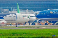 Nhân sự Bamboo Airways trước giờ đại hội; Vietnam Airlines dời lịch họp; Tân Tạo, Xây dựng Hòa Bình có tin đáng chú ý