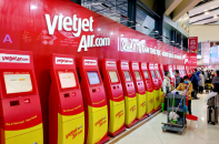 Vinfast khởi công nhà máy ở Mỹ; TH bán thực phẩm chế biến; Vietjet phát hành lô trái phiếu thứ 6 