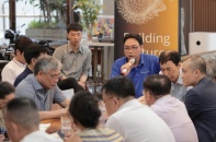 Khi các doanh nhân trăn trở liệu có thể đi xa hơn, mạnh mẽ hơn không