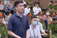 Cựu điều tra viên kêu oan, không thừa nhận lừa đảo chiếm đoạt 800.000 USD 