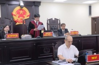 Ông Nguyễn Đức Chung bị tuyên 18 tháng tù trong vụ nâng khống giá cây xanh