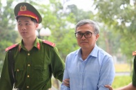 Xét xử ông Hoàng Quốc Vượng và 11 đồng phạm