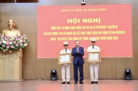 Trung tướng Tô Ân Xô được tặng thưởng Huân chương Quân công hạng ba