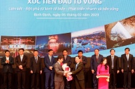 Trao quyết định đầu tư, ghi nhớ hợp tác đầu tư cho 19 dự án Vùng Bắc Trung Bộ và duyên hải Trung Bộ