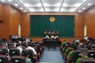 Tạm hoãn phúc thẩm vụ buôn lậu gần 200 triệu lít xăng