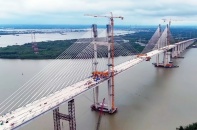 Hợp long cầu Bình Khánh: Bước ngoặt then chốt trên tuyến cao tốc Bến Lức - Long Thành