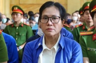 Cựu tổng giám đốc SJC Lê Thúy Hằng cùng đồng phạm hầu tòa Cựu tổng giám đốc SJC Lê Thúy Hằng cùng đồng phạm hầu tòa