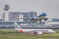 Hoãn, hủy nhiều chuyến bay tại khu vực Nam Trung Bộ do bão số 6