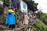 Ứng phó bão số 6, Khánh Hòa sơ tán trên 2.000 dân khỏi khu vực có nguy cơ sạt lở cao