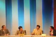 Thay tướng giữa dòng