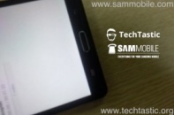 Galaxy Note III lộ diện với thiết kế vuông vắn như S II