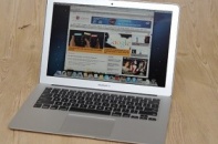 Máy tính siêu mỏng của Apple đã về Việt Nam