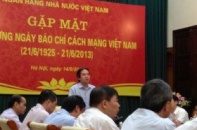 Thống đốc Nguyễn Văn Bình "ghi công" báo chí
