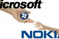 Microsoft đàm phán mua lại một phần Nokia